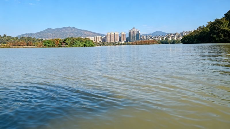 湖景
