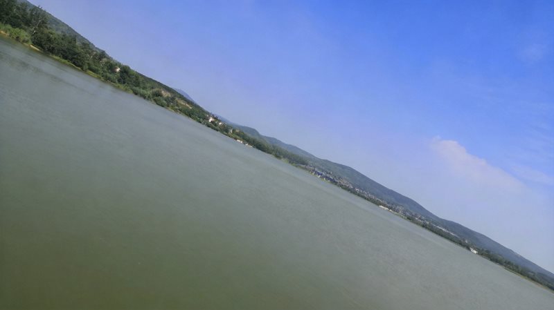 悬水湖