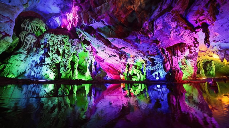 连州地下河旅游